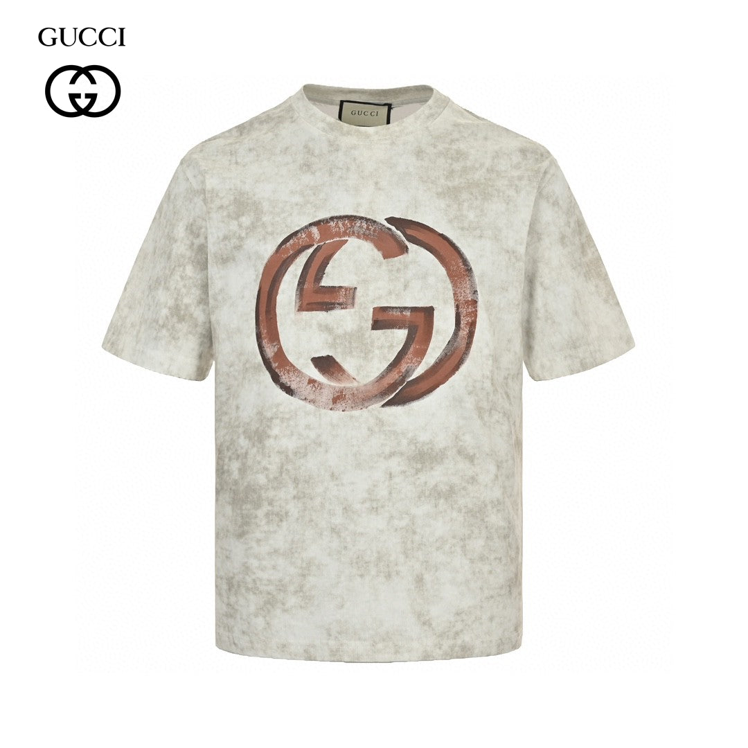 Gucci Distressed Logo T-shirt - Red Unisex Streetwear Limited Edition - The Gucci Distressed Logo T-Shirt is a standout piece that combines vintage aesthetics with contemporary