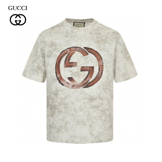 Gucci Distressed Logo T-shirt - Red Unisex Streetwear Limited Edition - The Gucci Distressed Logo T-Shirt is a standout piece that combines vintage aesthetics with contemporary