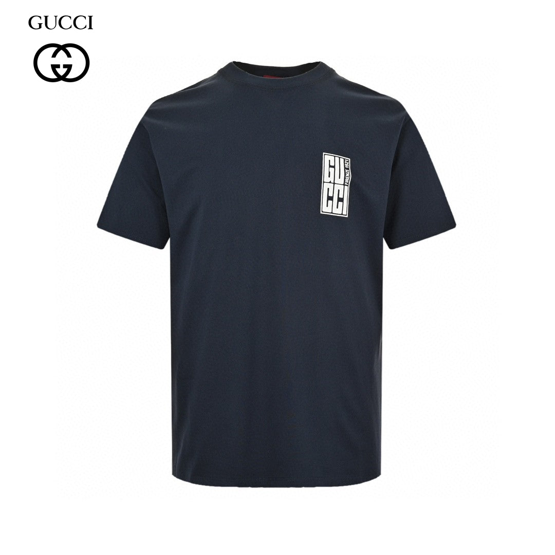 Gucci Navy T-shirt With Vertical Logo Patch - Blue Unisex Streetwear Limited Edition - The Gucci Navy Blue T-Shirt with Vertical Logo Patch combines simplicity with a touch of