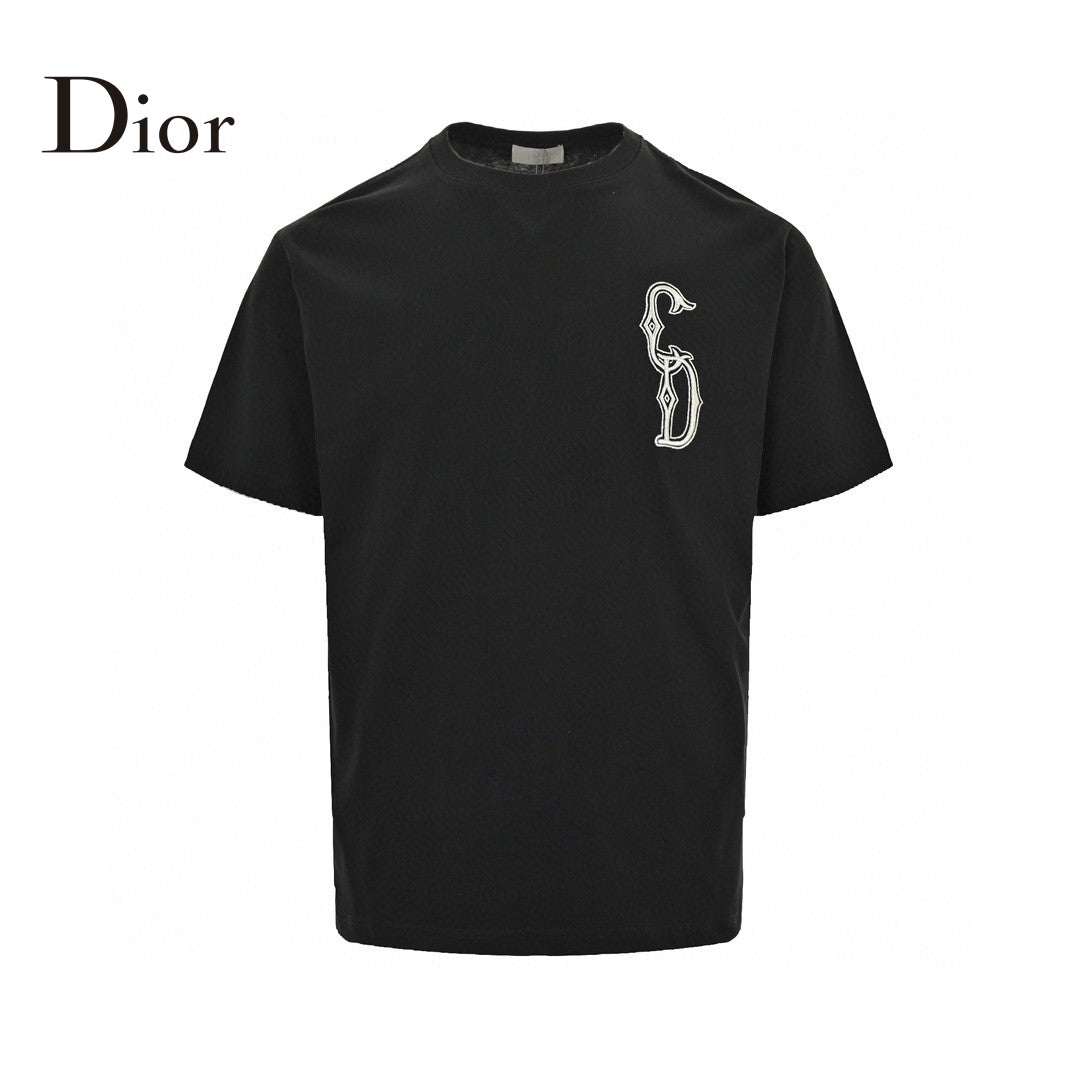 Dior Embroidered Cd Logo T-shirt (black) Unisex Streetwear Limited Edition - The Dior Embroidered CD Logo T-Shirt in black exudes an air of sophistication and understated
