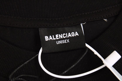 Camiseta negra con el logo de Balenciaga Toronto