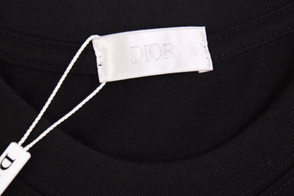 Dior T-shirt With Artistic Logo Design - Black Unisex Streetwear Limited Edition - <p dir='ltr'><span>This Dior t-shirt features an artistic logo design. It is black with white