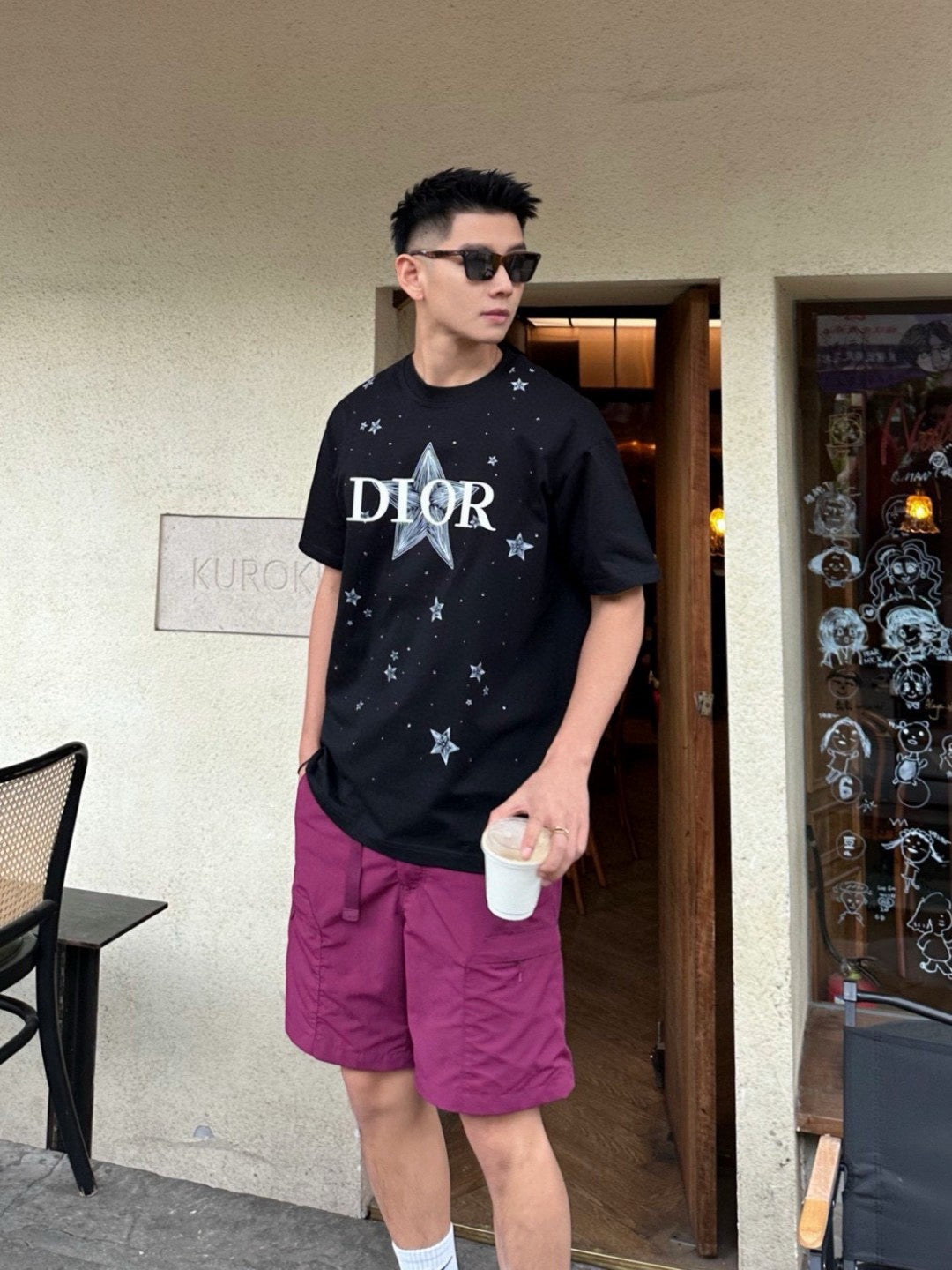 Camiseta negra con estampado de estrella de Dior