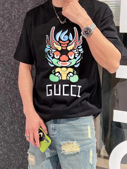 Camiseta Gucci con estampado de dragón, negra
