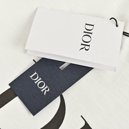 Dior 47 T-shirt - White Unisex Streetwear Limited Edition - <span>This Dior t-shirt features a white design with the bold 'Dior 47' graphic on the