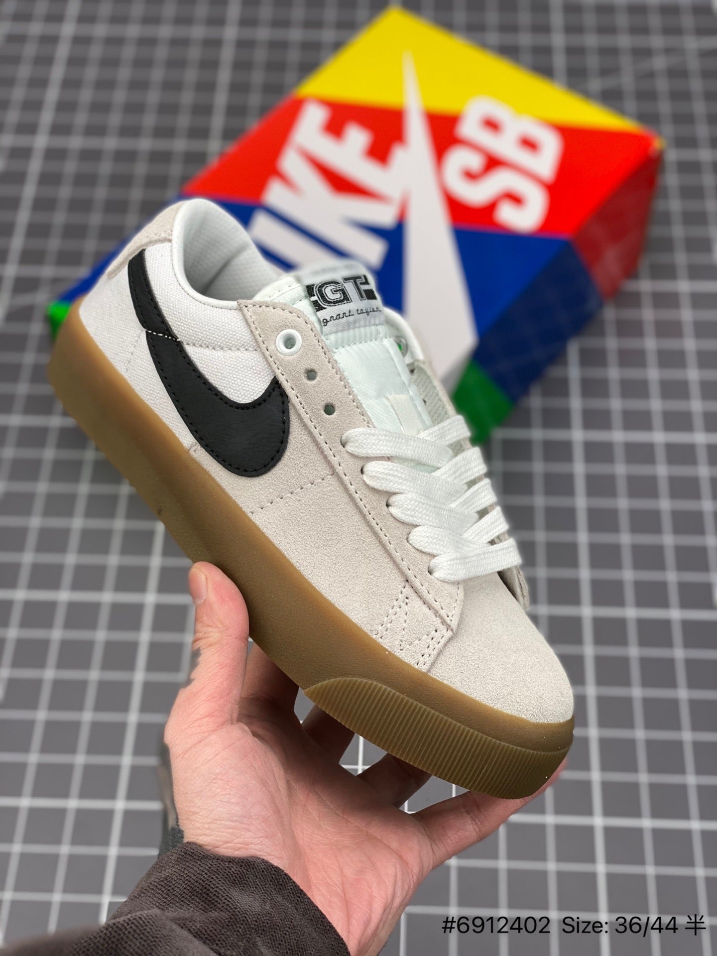 Nike Blazer Low Unisex Streetwear Limited Edition - The Nike Blazer Low in Ivory is the perfect combination of timeless style and everyday