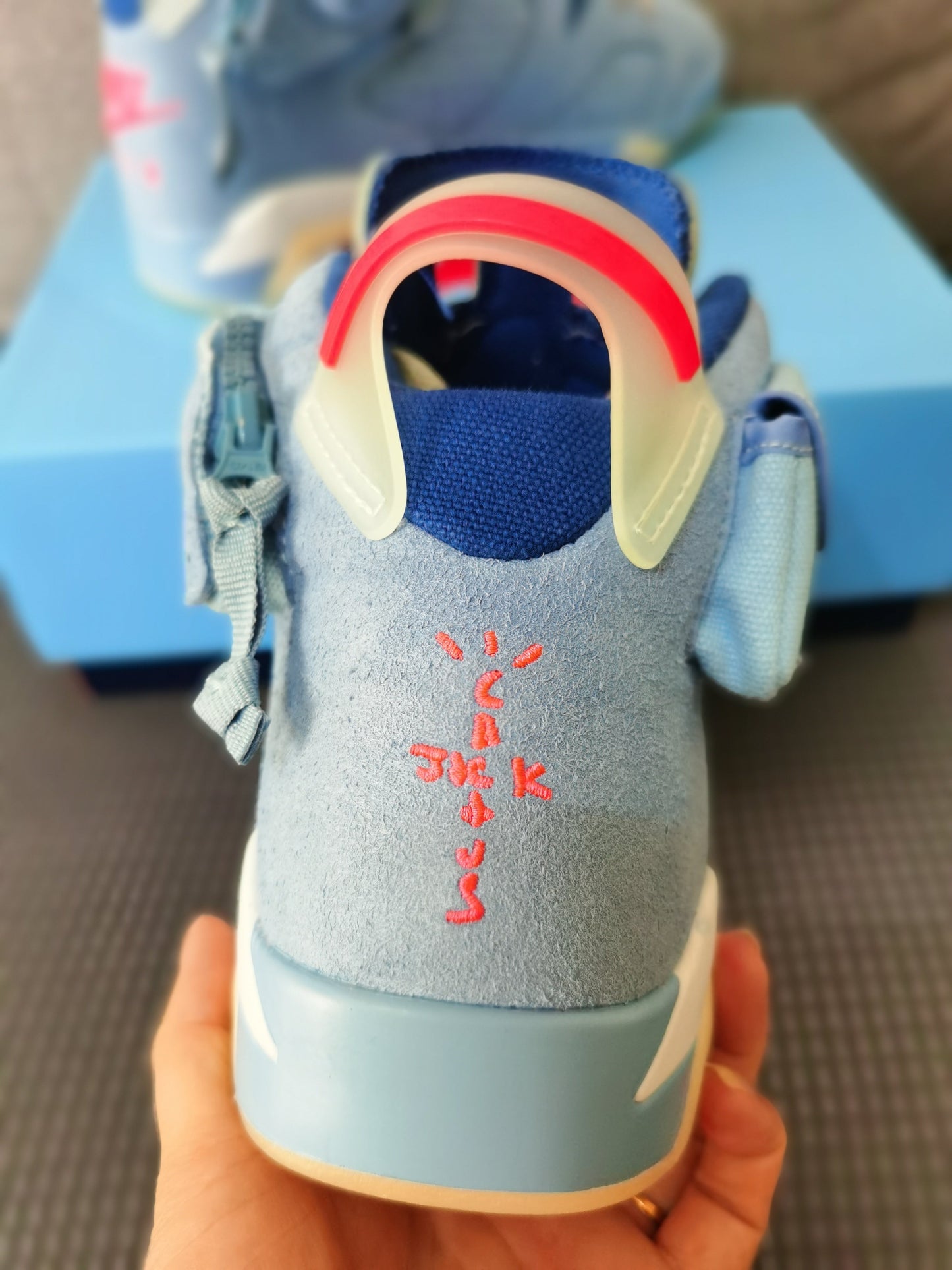 Jordan 6 'unc' - White Unisex Streetwear Limited Edition - The Air Jordan 6 'UNC' is a stunning homage to Michael Jordan's alma mater, the
