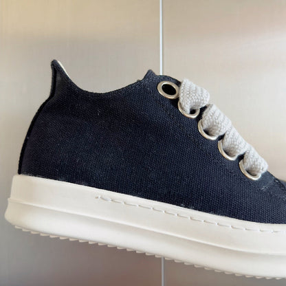 Rick Owens Canvas Low-top Sneakers - Black Unisex Streetwear Limited Edition - **Rick Owens Black Canvas Low-Top Sneakers: Modern Minimalism with Superior Craftsmanship** Introducing the Rick Owens