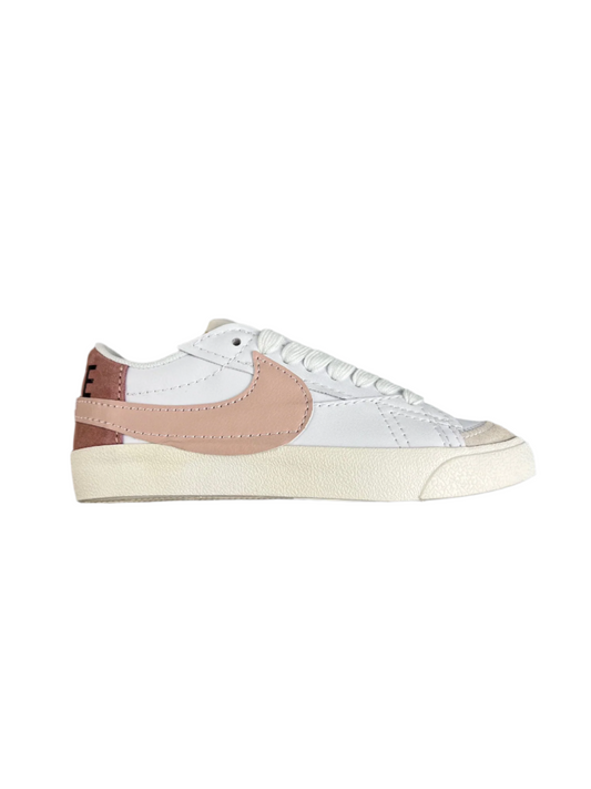 Nike Blazer Low'1977 - White Unisex Streetwear Limited Edition - The Nike Blazer Low '1977' in white and mauve pink offers a fresh and stylish