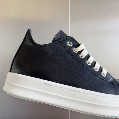 Rick Owens Low-top Sneakers - Black Unisex Streetwear Limited Edition - **Rick Owens Black Low-Top Sneakers: Avant-Garde Elegance and Comfort** Step into the future of fashion