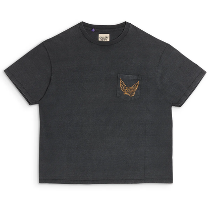 GALLERY Dept. Flying Brain Pocket New Vintage Tee T-Shirt - Black Unisex Streetwear Limited Edition - Introducing the Gallery Dept. Eagle Pocket Tee, a stylish and versatile addition to your wardrobe.