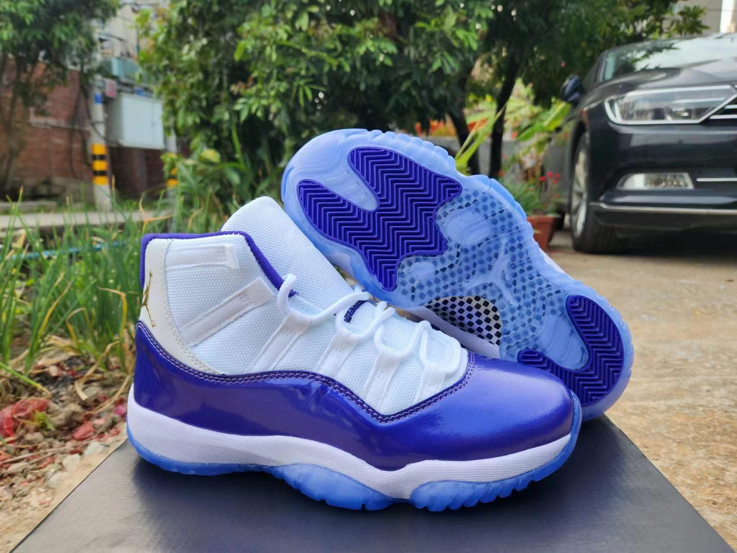JORDAN 11 Purple And - White Unisex Streetwear Limited Edition - The Air Jordan 11 in white and blue is a striking and stylish sneaker that