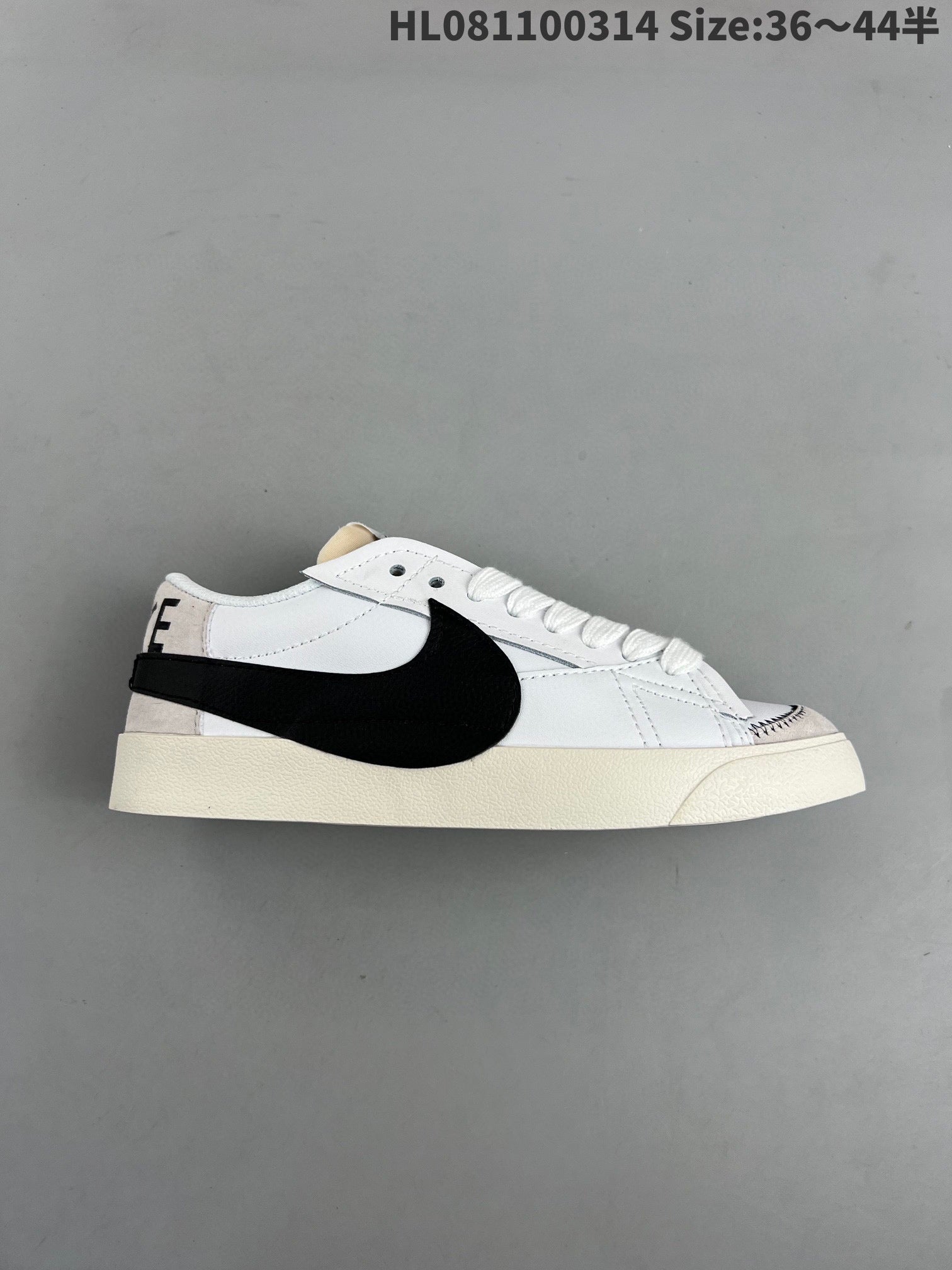 Nike Blazer Low'1977 - Black Unisex Streetwear Limited Edition - The Nike Blazer Low '1977' in black and white is a classic and timeless sneaker