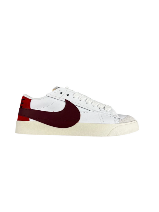 Nike Blazer Low'1977 - White Unisex Streetwear Limited Edition - The Nike Blazer Low '1977' in burgundy offers a refined, yet bold look, blending classic
