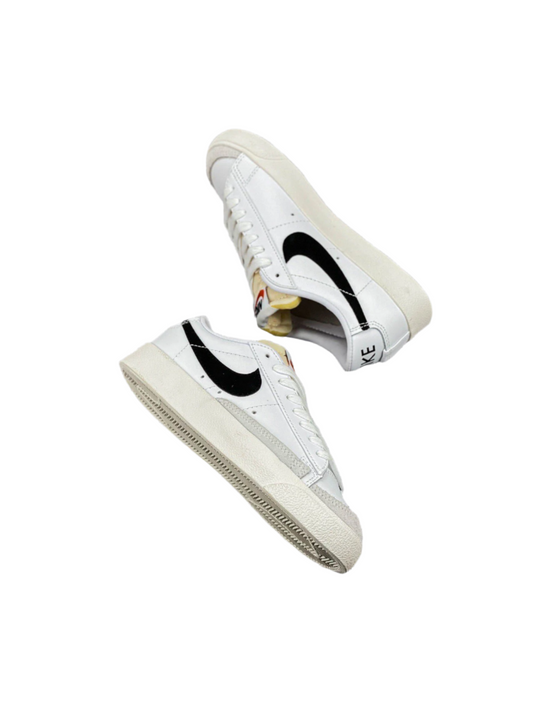 Nike Blazer Low'1977 Vintage - White Unisex Streetwear Limited Edition - The Nike Blazer Low '1977 Vintage 'Off-White' is a sophisticated twist on the classic silhouette,