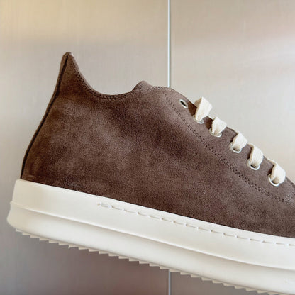 Rick Owens Taupe Low-top Sneakers - Black Unisex Streetwear Limited Edition - **Rick Owens taupe Low-Top Sneakers: Avant-Garde Elegance and Comfort** Step into the future of fashion