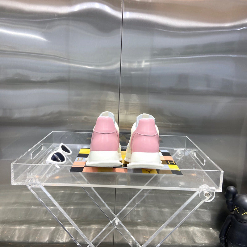 Rick Owens Cream And Low-top Sneakers - Pink Unisex Streetwear Limited Edition - **Rick Owens Cream and Pink Low-Top Sneakers: A Chic Fusion of Elegance and Sporty Style**