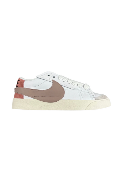 Nike Blazer Low'1977 - White Unisex Streetwear Limited Edition - The Nike Blazer Low '1977' in mauve (bean paste) brings a soft yet stylish twist