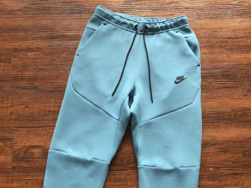 NIKE Tech Fleece Pants - Baby - Blue Unisex Streetwear Limited Edition - The NIKE TECH FLEECE PANTS BABY BLUE - REPLICA combine modern athletic innovation with sleek
