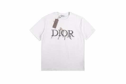 Dior T-shirt With Tools And Logo Design - Black Unisex Streetwear Limited Edition - <p dir='ltr'><span>This Dior t-shirt features a unique tools and logo design. It is white