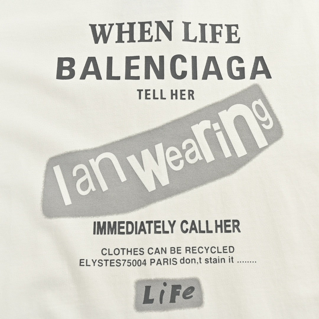Camiseta Balenciaga - Logotipo en la espalda