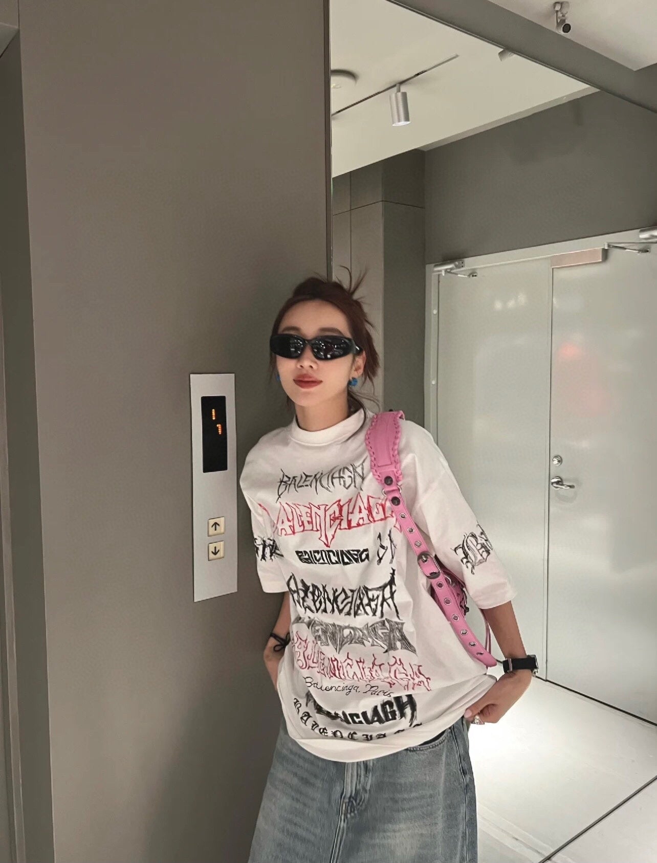 Balenciaga Multi-logo T-shirt (white) Unisex Streetwear Limited Edition - <p dir='ltr'><span>Statement white t-shirt featuring multiple Balenciaga logos in various fonts and styles. This