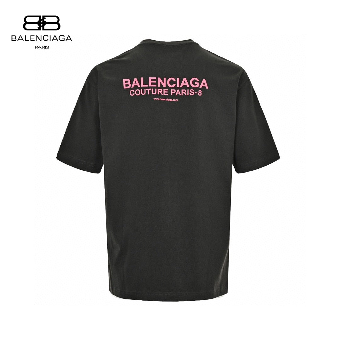 Balenciaga T-shirt - Black Unisex Streetwear Limited Edition - This Balenciaga t-shirt features a minimalist black design. The front is adorned with the Balenciaga