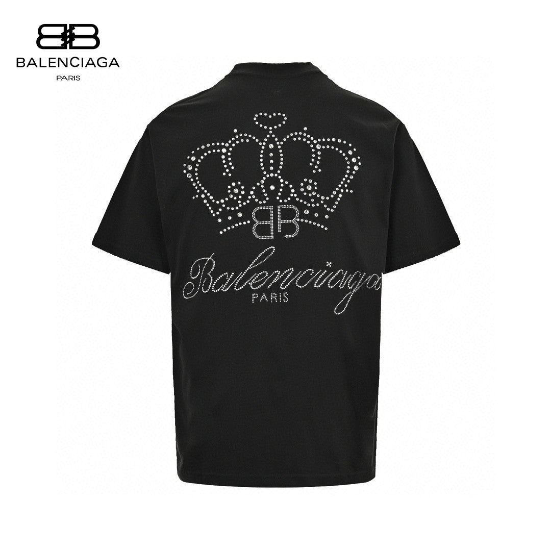 Balenciaga Plain T-shirt - Black Unisex Streetwear Limited Edition - This Balenciaga Plain Black T-Shirt features a sleek and minimalist design, ideal for a modern
