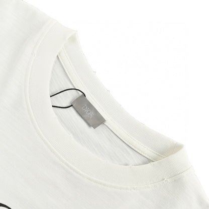 Dior 47 T-shirt - White Unisex Streetwear Limited Edition - <span>This Dior t-shirt features a white design with the bold 'Dior 47' graphic on the