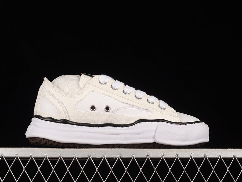 MAISON Mihara Yasuhiro Peterson Og Sole Canvas Low Sneakers - White Unisex Streetwear Limited Edition