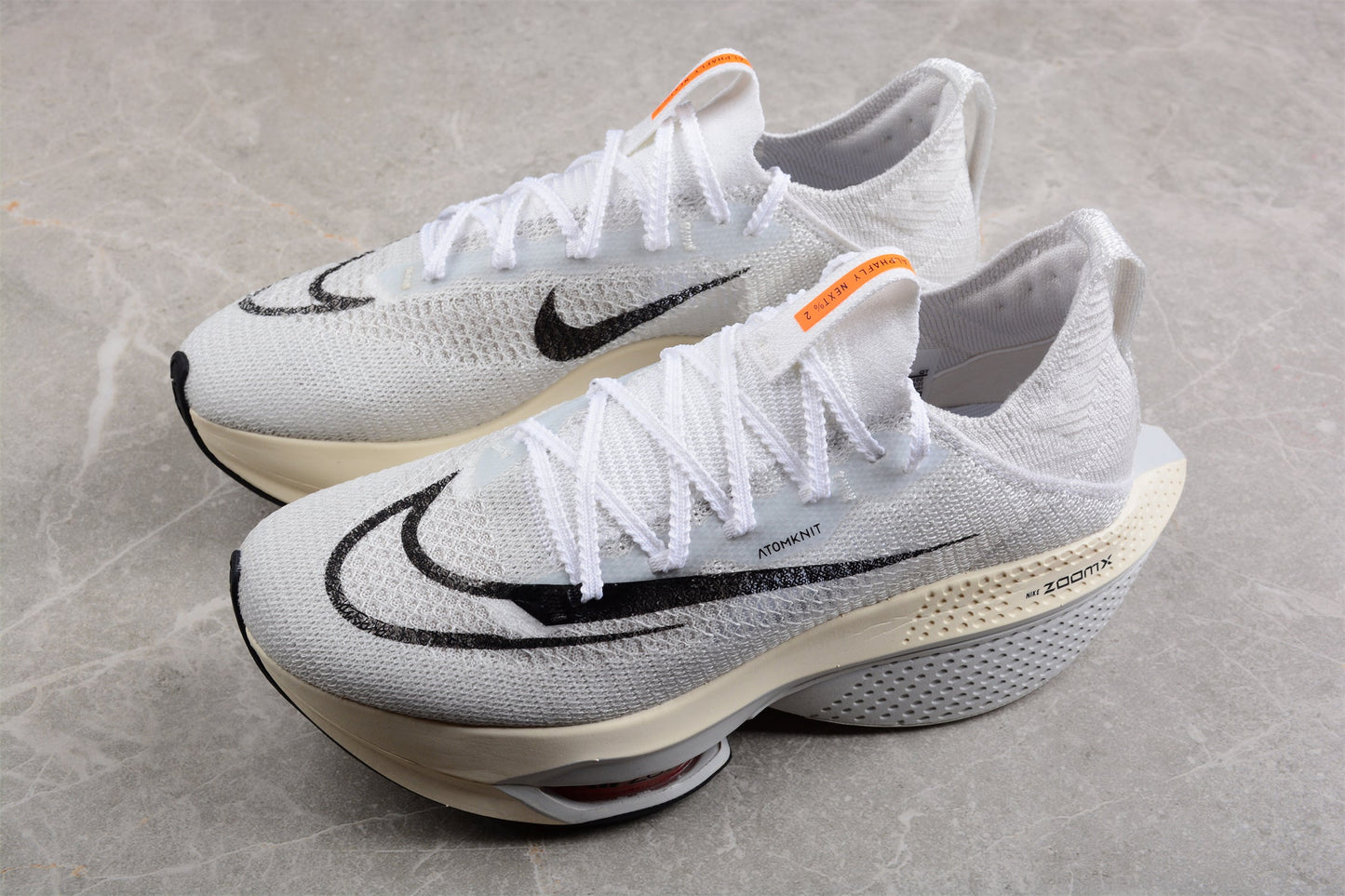 Zoom Alphafly Ne - T% 2 White And - Black Unisex Streetwear Limited Edition