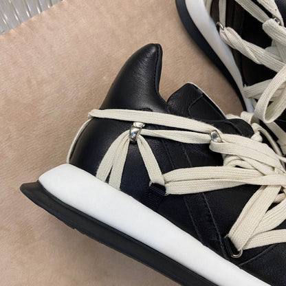 Contemporary Wrap-lace Sneakers - Black Unisex Streetwear Limited Edition - **Contemporary Wrap-Lace Sneakers** Discover the perfect fusion of modern design and unparalleled comfort with these