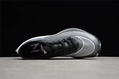 Zoom - Vaporfly Ne - T% 2 And White - Black Unisex Streetwear Limited Edition - ### Nike ZoomX Vaporfly NEXT% 2 The Nike ZoomX Vaporfly NEXT% 2 is designed for