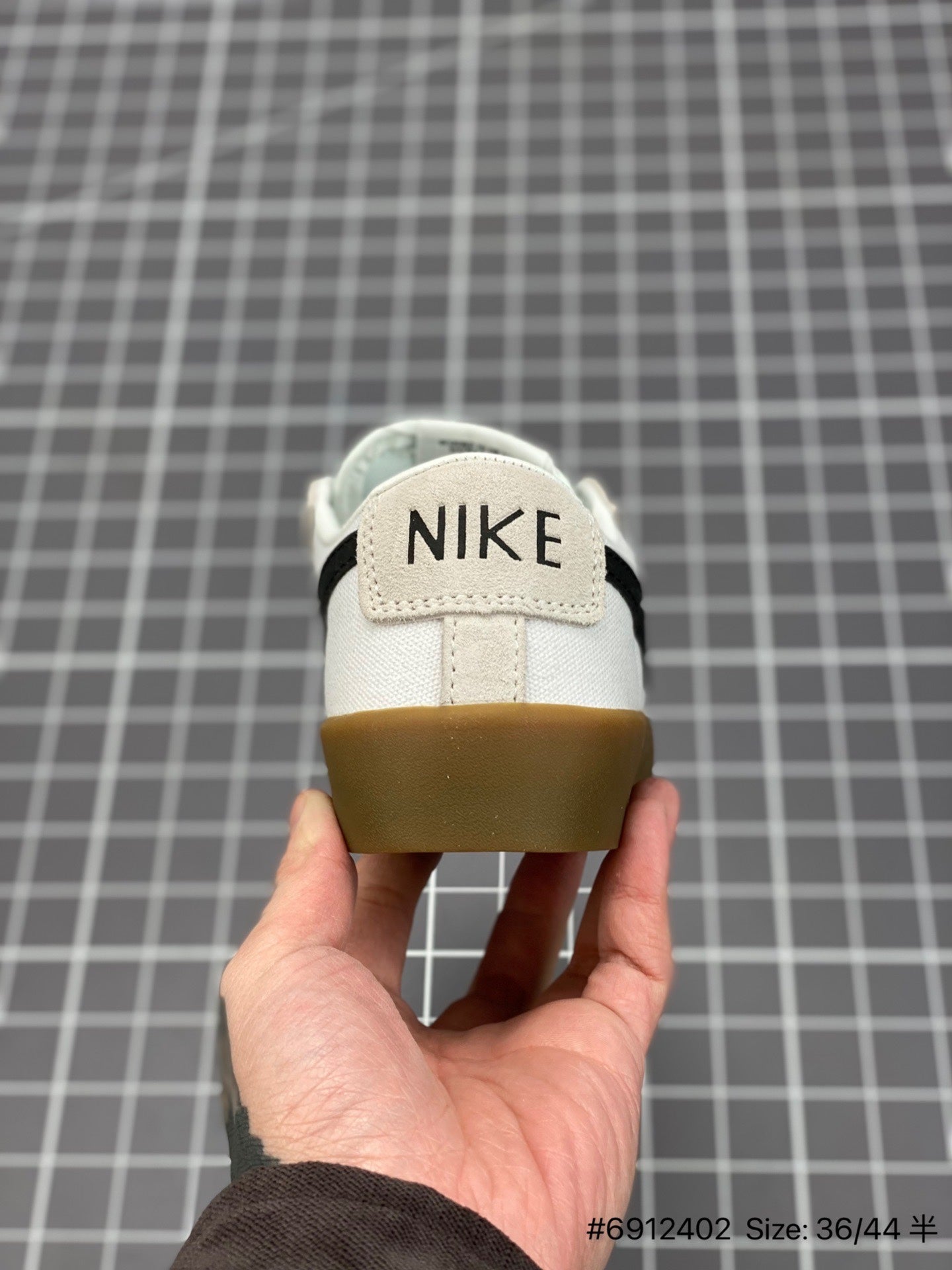 Nike Blazer Low Unisex Streetwear Limited Edition - The Nike Blazer Low in Ivory is the perfect combination of timeless style and everyday