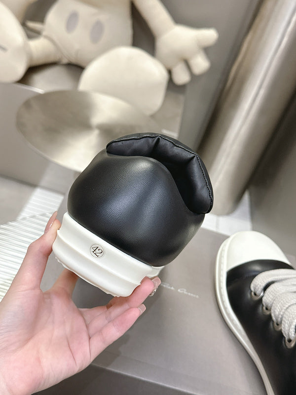 Rick Owens Low-top Sneakers - Black Unisex Streetwear Limited Edition - **Rick Owens Black Low-Top Sneakers: Avant-Garde Elegance and Comfort** Step into the future of fashion