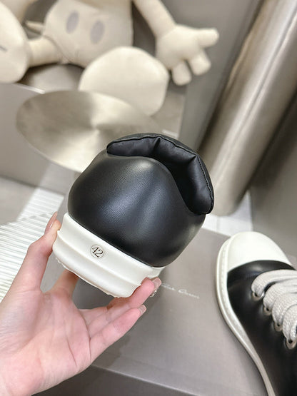 Rick Owens Low-top Sneakers - Black Unisex Streetwear Limited Edition - **Rick Owens Black Low-Top Sneakers: Avant-Garde Elegance and Comfort** Step into the future of fashion