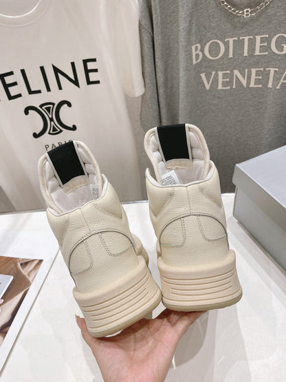 Rick Owens High-top Sneakers - Cream Unisex Streetwear Limited Edition - **Rick Owens Cream High-Top Sneakers: Elevate Your Style with Minimalist Elegance** Discover the perfect fusion