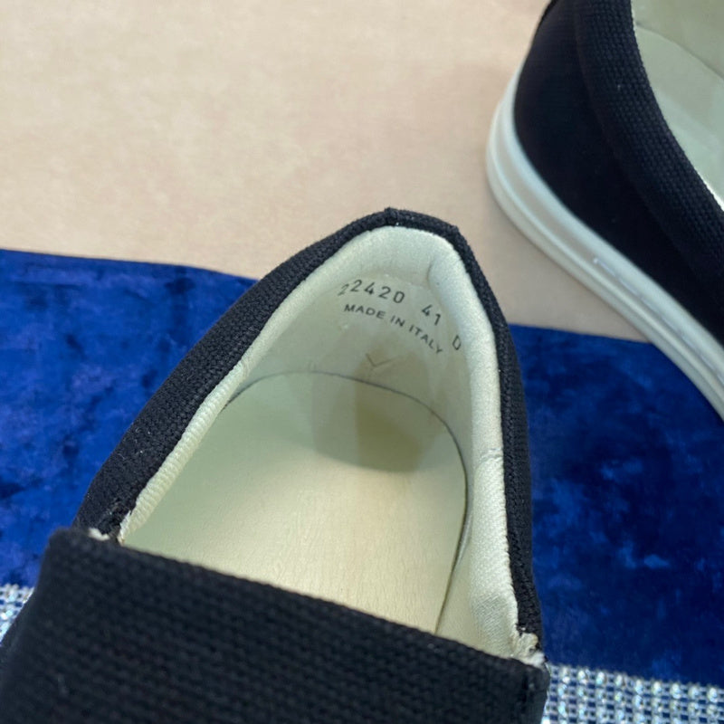 Slip-On Canvas Sneakers - Black Unisex Streetwear Limited Edition - **Slip-On Canvas Sneakers** Introducing a perfect blend of comfort and style, these slip-on canvas sneakers