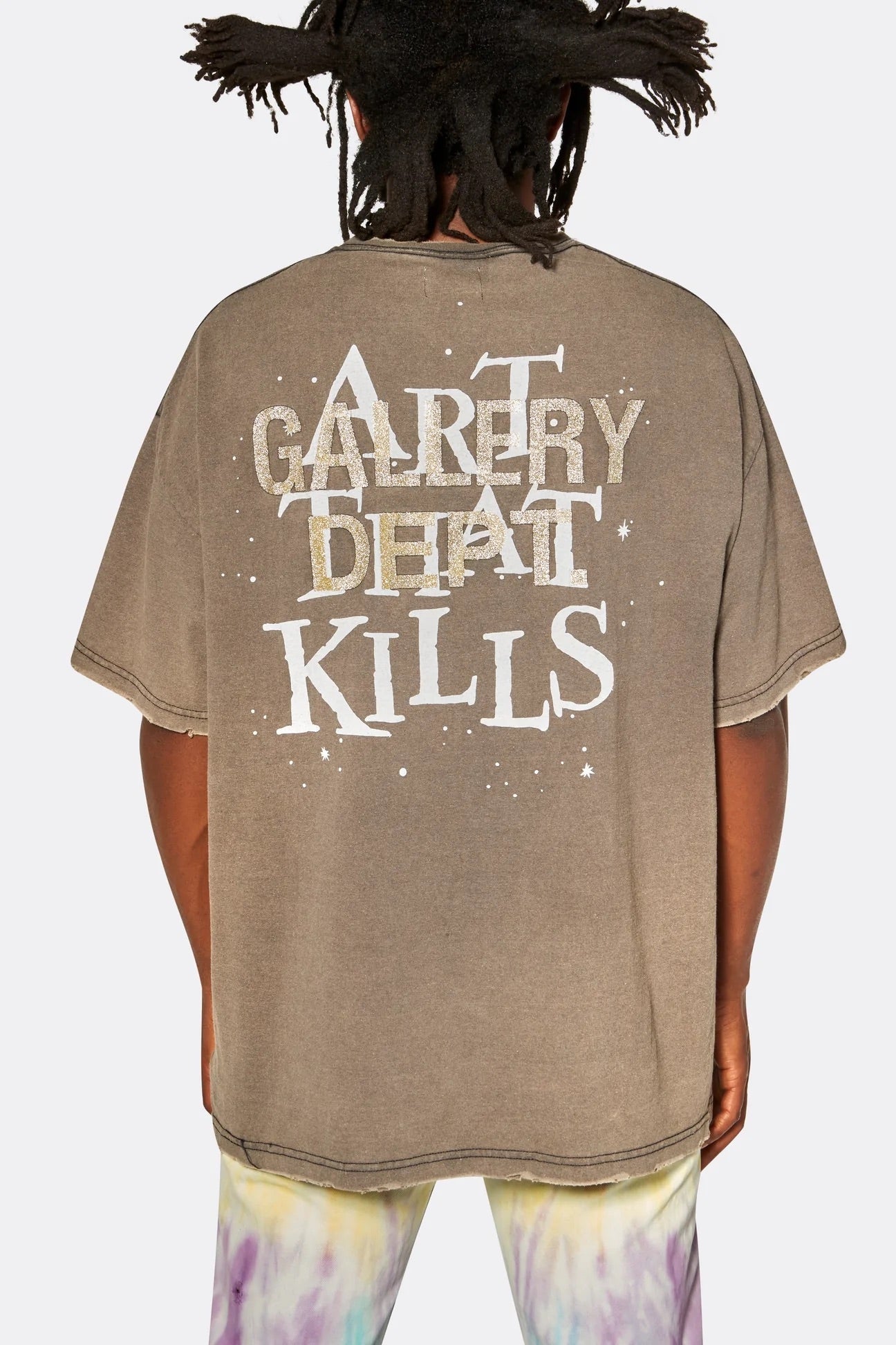 Gallerydept. art That Kills' Rod Tee T-Shirt - Brown Unisex Streetwear Limited Edition - ### Gallery Dept. 'Art That Kills' T-Shirt Experience the cutting-edge design and rebellious spirit of