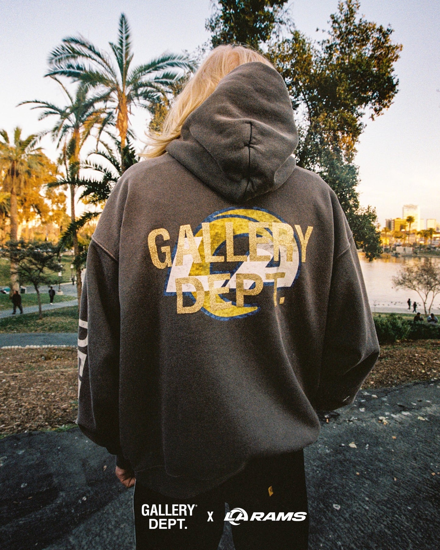 GALLERY Dept Gd - La Rams 90's Vintage Hoodie - White Unisex Streetwear Limited Edition - **Gallery Dept. RAMS Hoodie: Detailed Product Description** Elevate your casual wardrobe with the Gallery Dept