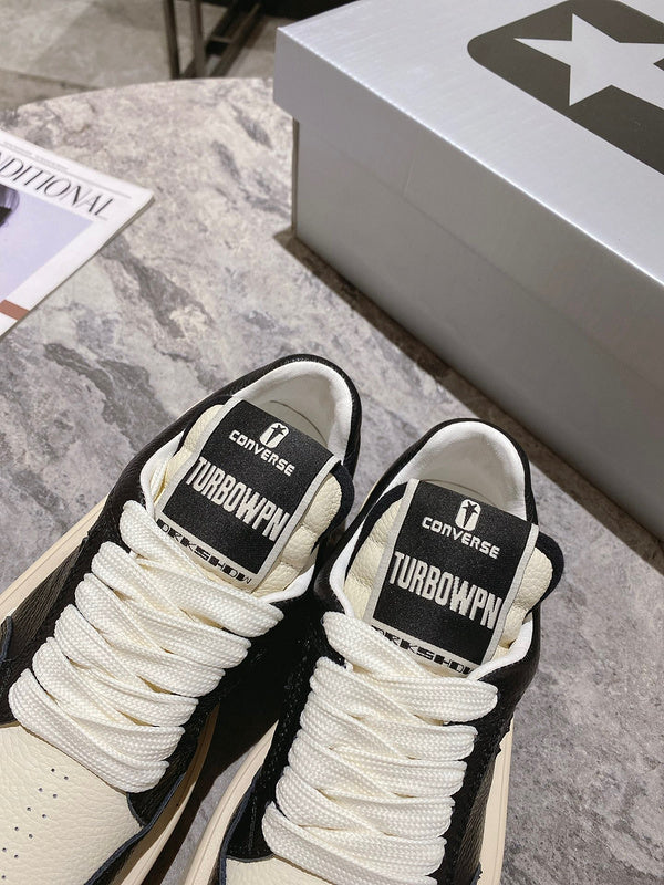 Golden Goose Cream And Star Sneakers - Black Unisex Streetwear Limited Edition - **Golden Goose Cream and Black Star Sneakers: A Perfect Blend of Classic and Contemporary Style**
