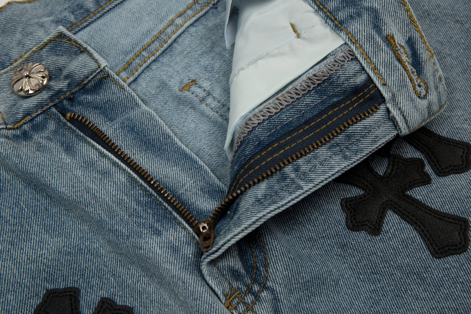CHROME HEARTS BLACK CROSS PATCH JORTS WASHED DENIM - insole - replica sneakers