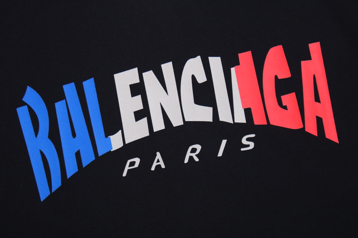 Camiseta Balenciaga France con logo degradado