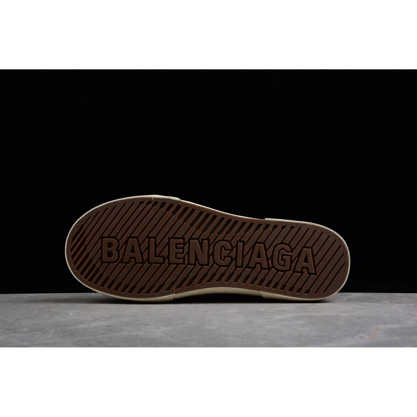 BALENCIAGA Paris High Vulc Destr - Sneakers - Black Unisex Streetwear Limited Edition - Introducing the BALENCIAGA Paris High Vulc Destr x Black, an avant-garde masterpiece blending high fashion