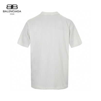 Camiseta blanca Balenciaga con detalle de etiqueta