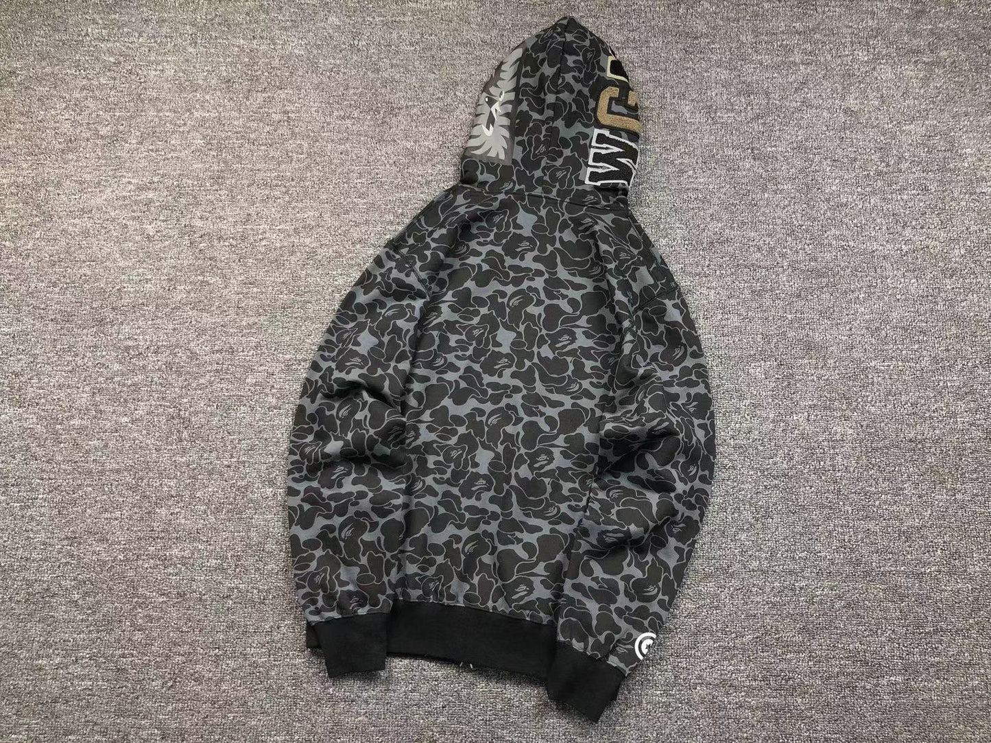BAPE - Dover Street Market Special Camo Shark Full Zip Hoodie - Black Unisex Streetwear Limited Edition