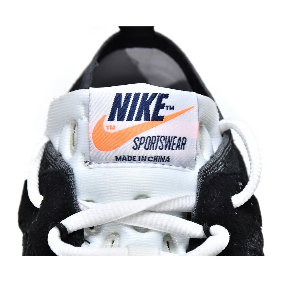 NIKE Air Vaporma - - Off-white - Black Unisex Streetwear Limited Edition - Unleash the avant-garde fusion of sport and street culture with the Nike Air VaporMax x