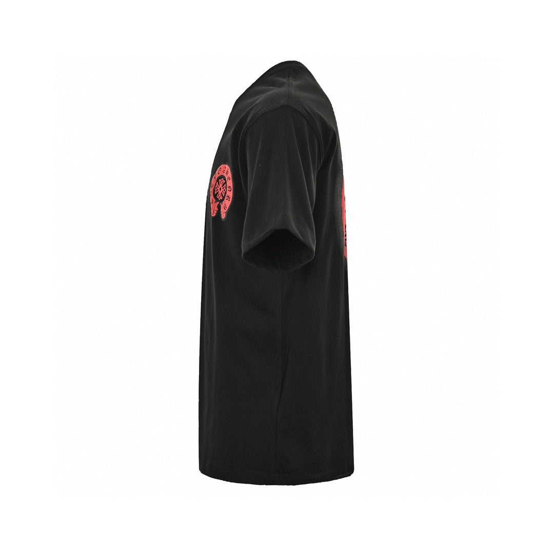Gucci Apple Logo T-shirt (black) Unisex Streetwear Limited Edition - Add a fun and vibrant piece to your wardrobe with the Gucci Apple Logo T-Shirt.