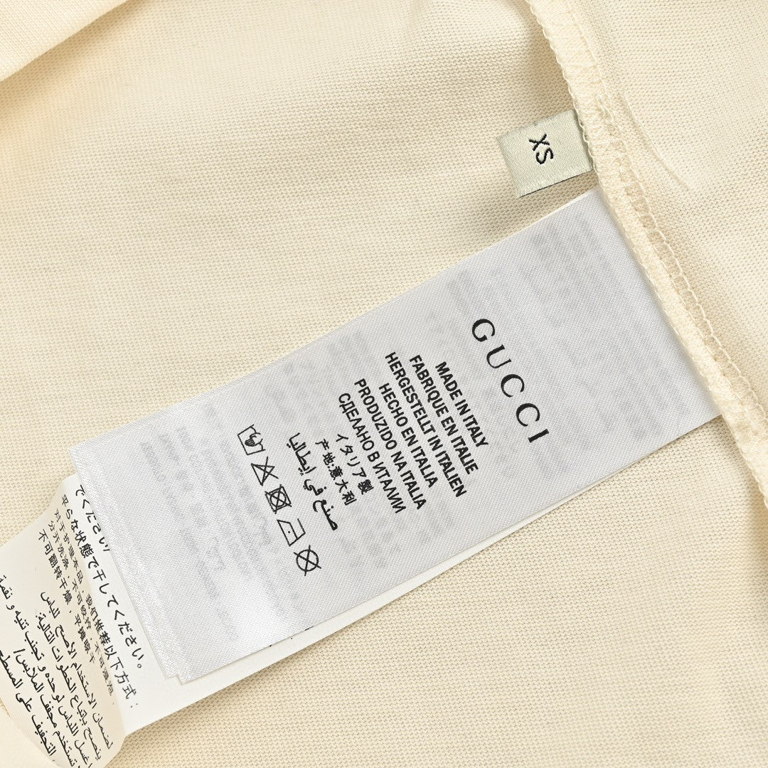 Camiseta gráfica de osito de peluche de Gucci