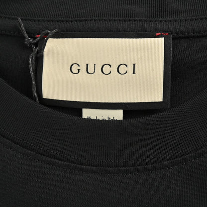 Gucci T-shirt - 1921 Logo - Black Unisex Streetwear Limited Edition - <span>This Gucci t-shirt features a classic design with the iconic interlocking GG logo and '1921'